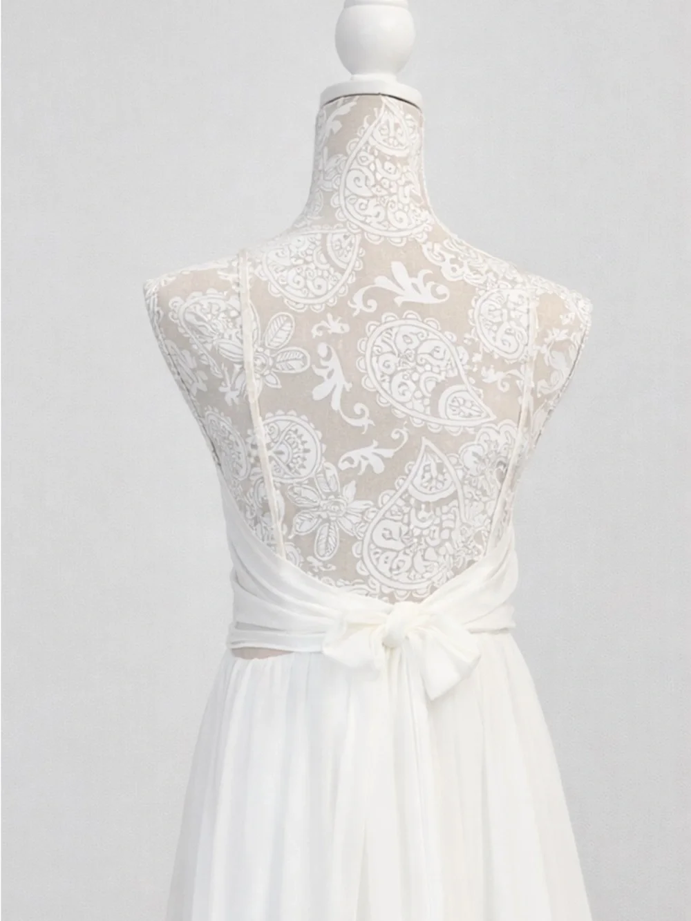 Truvelle Beaded Wedding Gown Size 14 Ivory Boho Lace Dress 30” waist - Like New - Picture 4 of 15